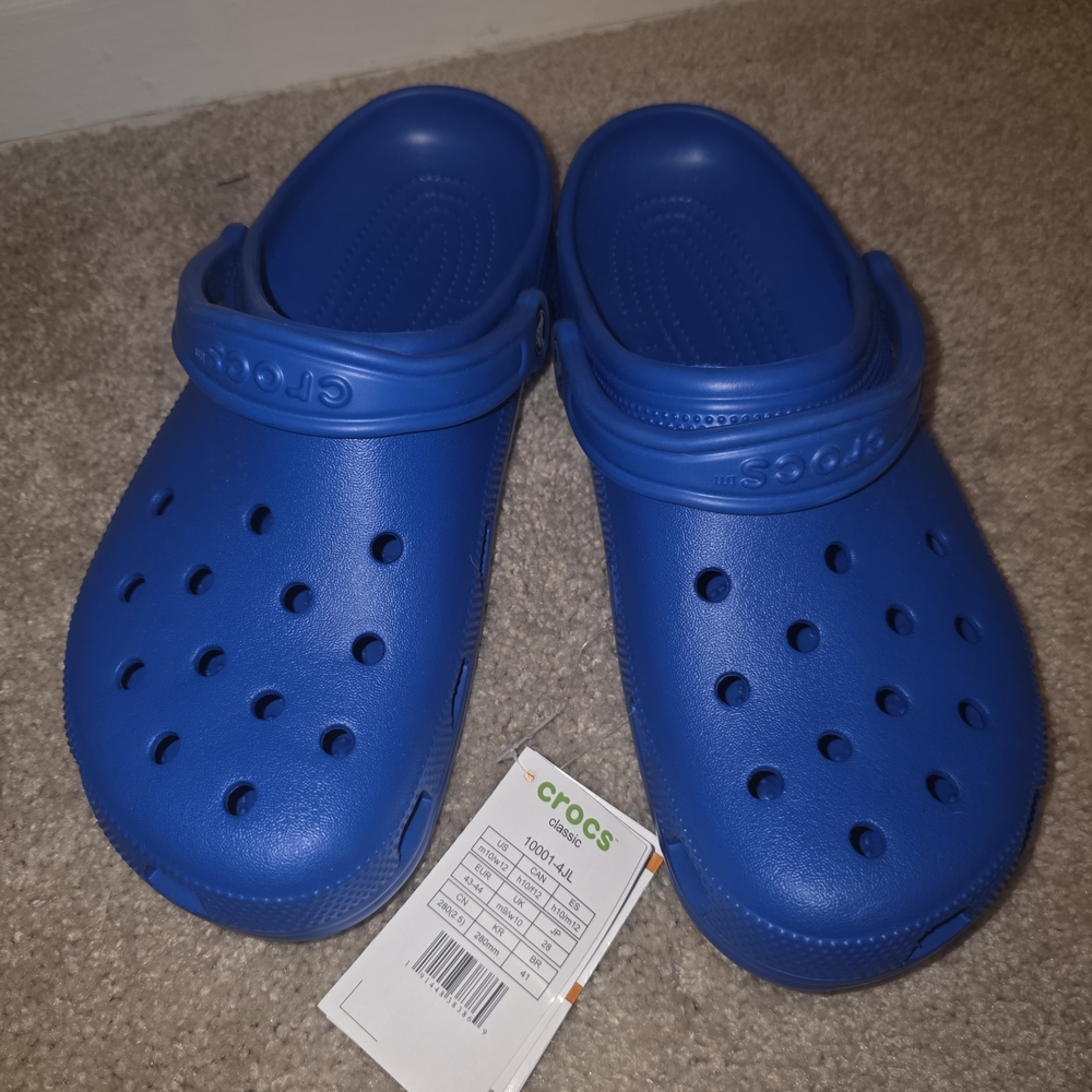 CROCS Mens Size 10/ Ladies Size 12 New With Tags Royal Vibrant Blue